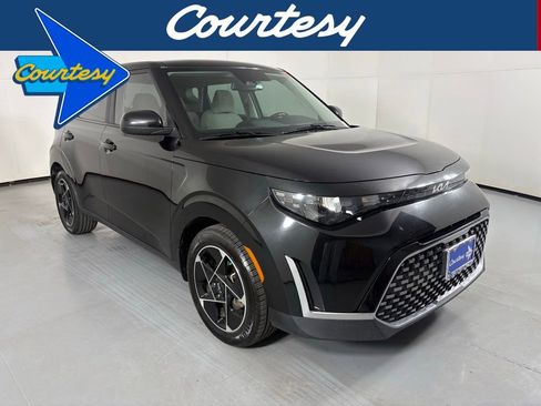 Used 2023 Kia Soul EX FWD image 1