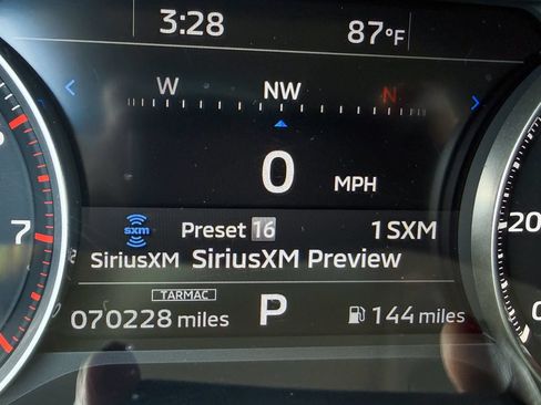 Used 2022 Mitsubishi Outlander SE AWD/4WD image 18