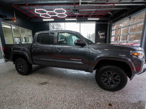 Certified 2023 Toyota Tacoma SR5 image 6