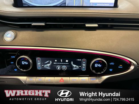 Used 2024 Genesis GV70 3.5T Sport w/ Sport Prestige Package AWD/4WD image 28