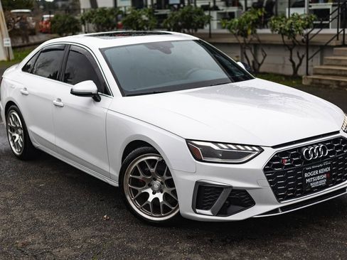 Used 2022 Audi S4 Premium image 2