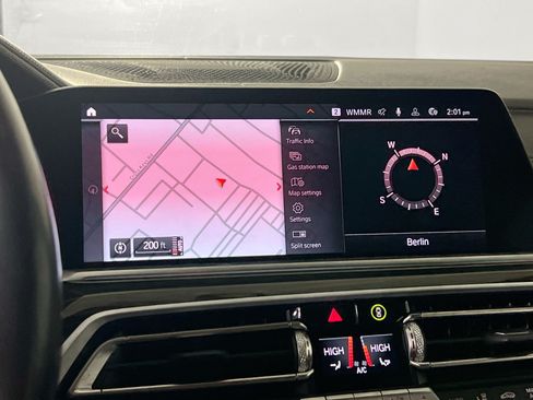 Used 2021 BMW X5 xDrive40i w/ Convenience Package AWD/4WD image 13