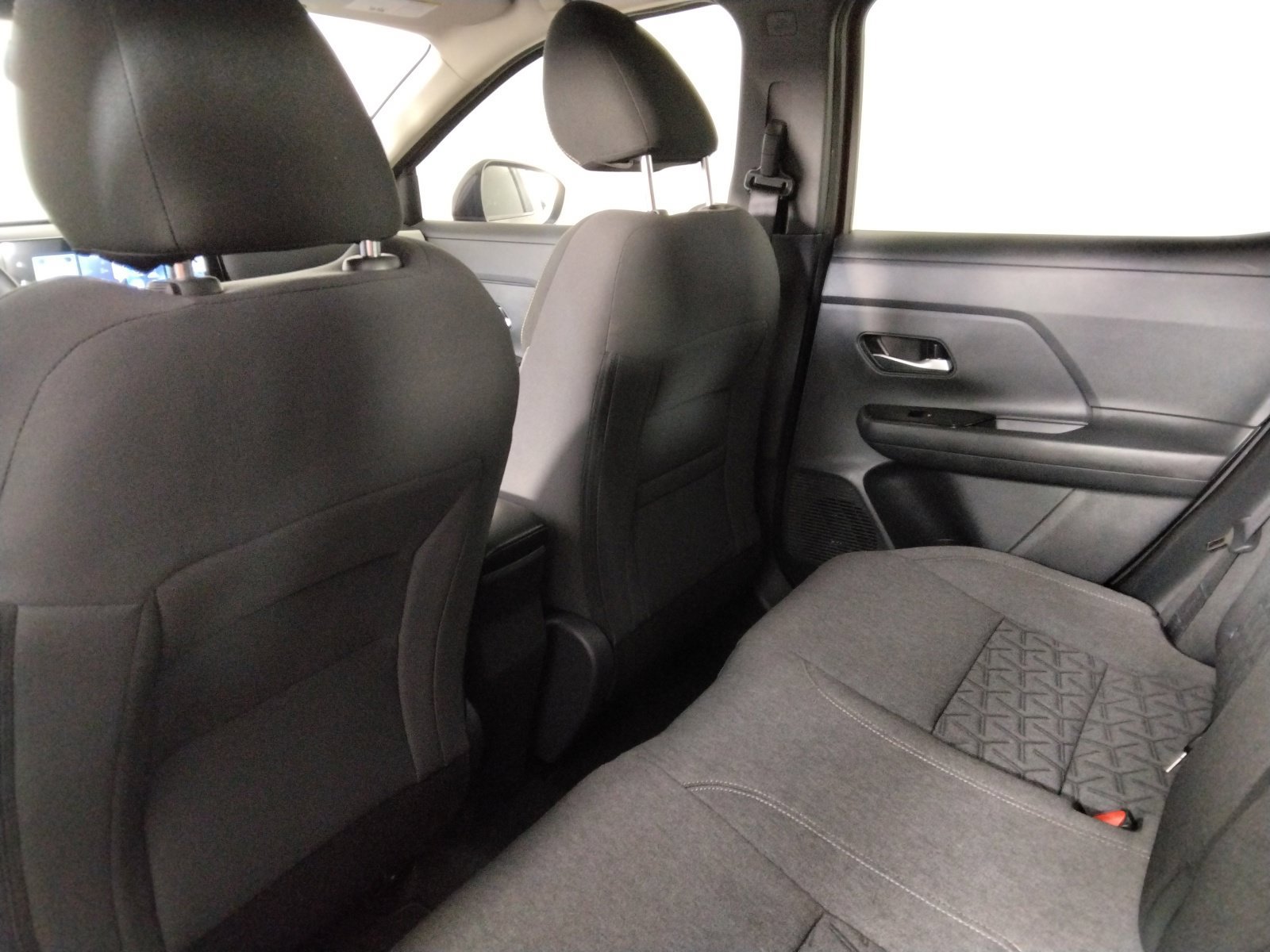 Used 2026 Nissan Kicks SV FWD image 26