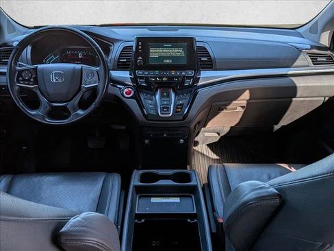 Used 2018 Honda Odyssey Elite image 14