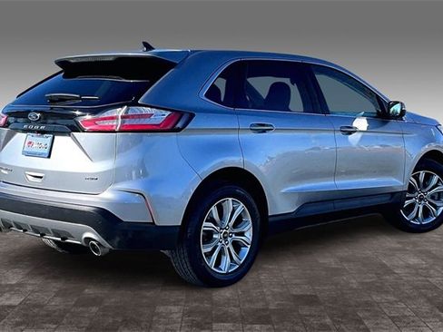 Used 2024 Ford Edge Titanium image 6
