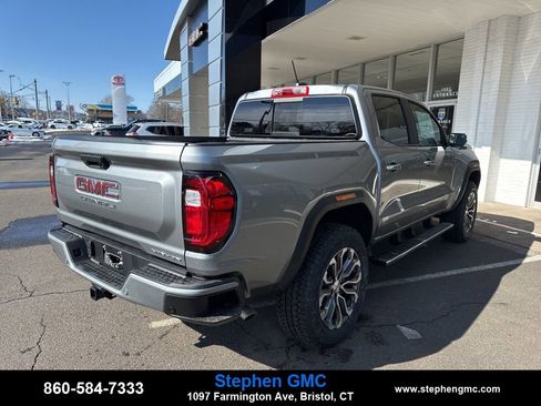 New 2026 GMC Canyon Denali image 7