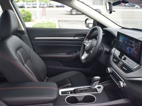 New 2026 Nissan Altima 2.5 SR image 16