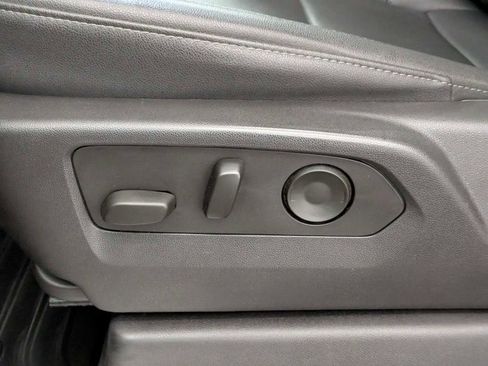 Used 2024 Chevrolet Silverado 2500 LTZ w/ LTZ Convenience Package image 21