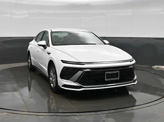 Certified 2025 Hyundai Sonata SE video 2