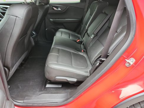 Used 2019 Chevrolet Blazer LT w/ Sound & Technology Package AWD/4WD image 13