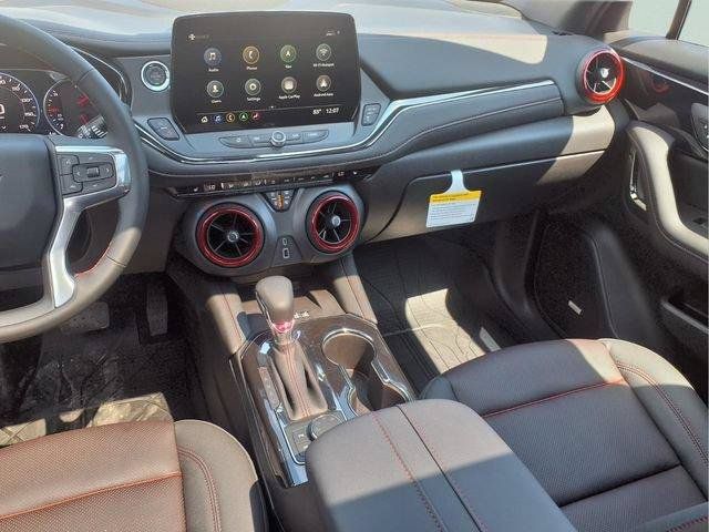 New 2026 Chevrolet Blazer RS w/ LPO, Floor Liner Package AWD/4WD image 28