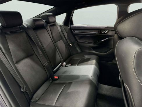 Used 2019 Honda Accord Sport image 36