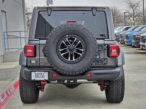 New 2025 Jeep Wrangler Unlimited Rubicon image 4