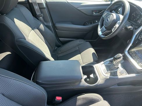 Used 2023 Subaru Outback Premium image 17