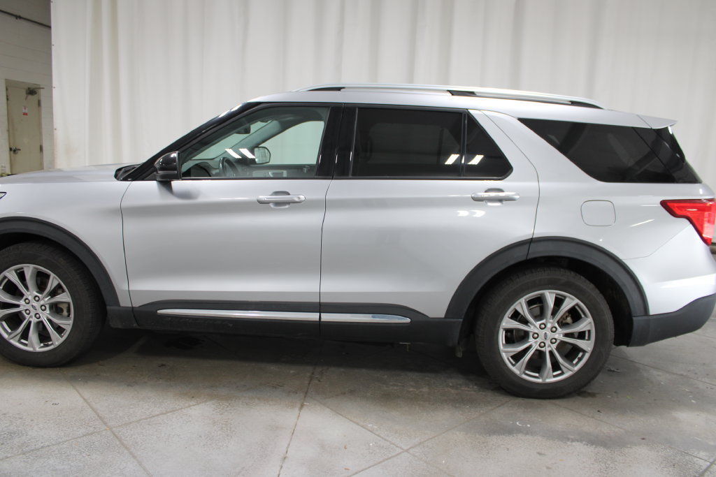 Used 2021 Ford Explorer Limited w/ Equipment Group 301A RWD image 6