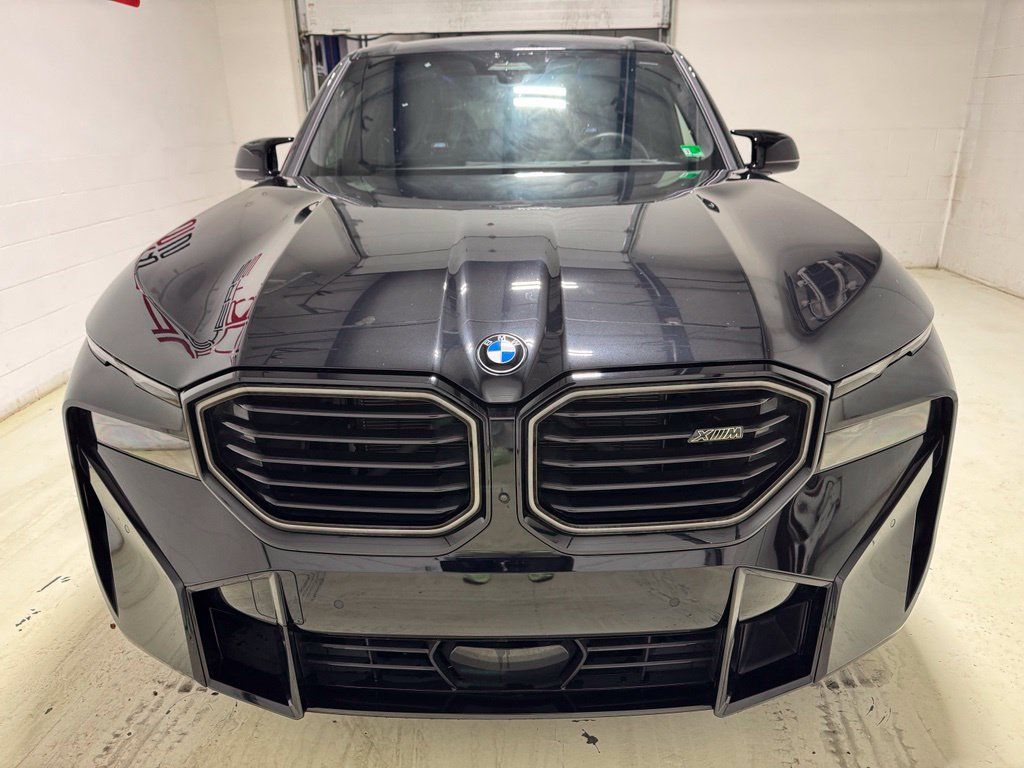 Used 2024 BMW XM AWD/4WD image 10