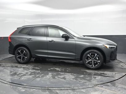 New 2026 Volvo XC60 B5 Core w/ Protection Package Premier