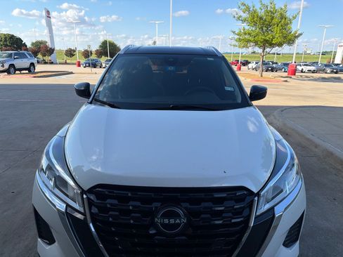 Used 2022 Nissan Kicks SV FWD image 20