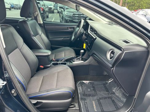 Used 2017 Toyota Corolla SE w/ Carpet Mat Package (TMS) FWD image 14