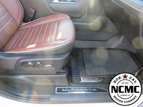 Used 2024 GMC Sierra 3500 Denali Ultimate image 63