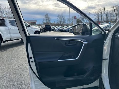 New 2025 Toyota RAV4 LE image 22