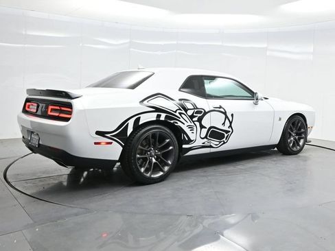Used 2022 Dodge Challenger R/T Scat Pack w/ Driver Convenience Group RWD image 39