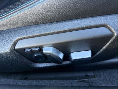 Used 2017 BMW M2 image 33