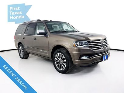 Used 2017 Lincoln Navigator Select