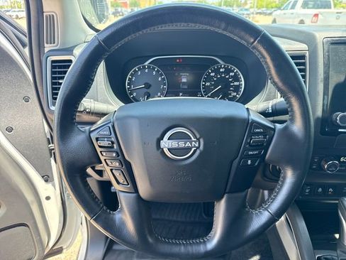 Certified 2023 Nissan Frontier SV w/ SV Convenience Package AWD/4WD image 14