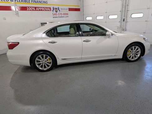 Used 2011 Lexus LS 460 AWD w/ Comfort Pkg image 8