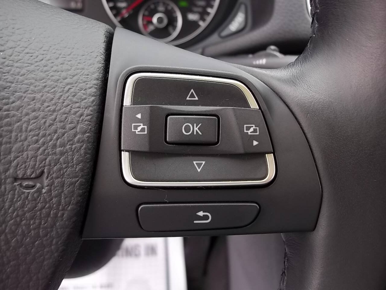 Used 2012 Volkswagen Passat 2.5 SEL FWD image 21