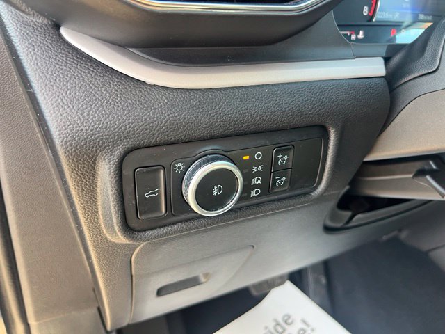 Certified 2023 Ford Explorer XLT w/ Equipment Group 202A AWD/4WD image 6