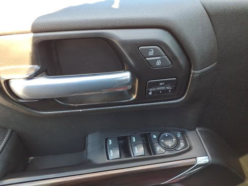 Used 2021 GMC Sierra 1500 SLT w/ SLT Premium Package image 13