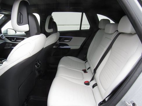 New 2026 Mercedes-Benz GLC 300 4MATIC image 15