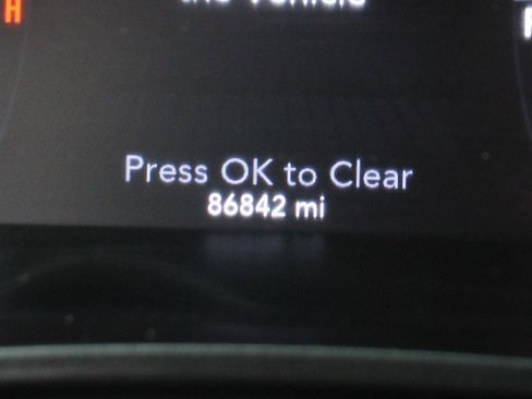 Used 2022 Dodge Challenger R/T w/ Blacktop Package image 23