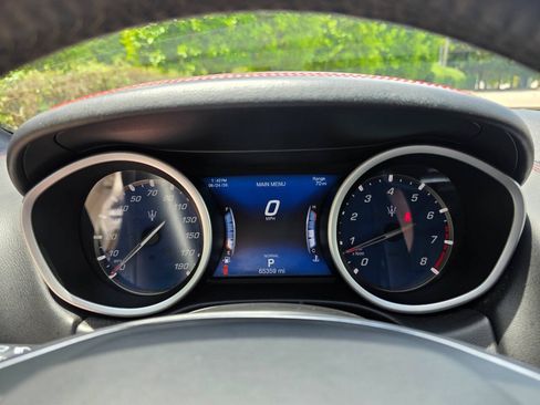 Used 2019 Maserati Ghibli S Q4 AWD/4WD image 18