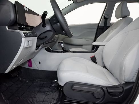 Used 2026 Hyundai Kona SEL Sport AWD/4WD image 12
