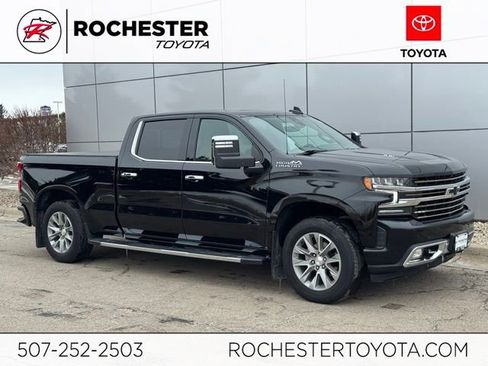 Used 2022 Chevrolet Silverado 1500 High Country w/ Technology Package image 1