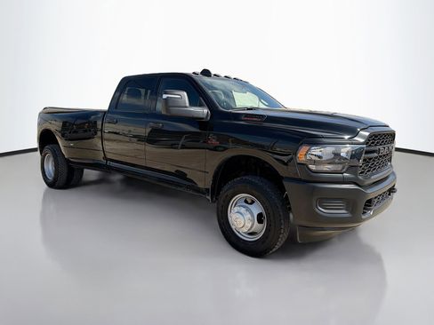 Used 2024 RAM 3500 Tradesman image 4