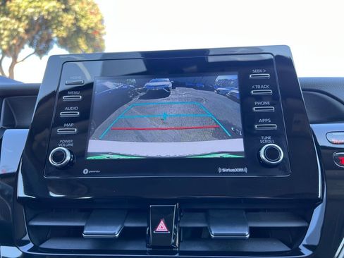 Used 2024 Toyota Camry LE image 27