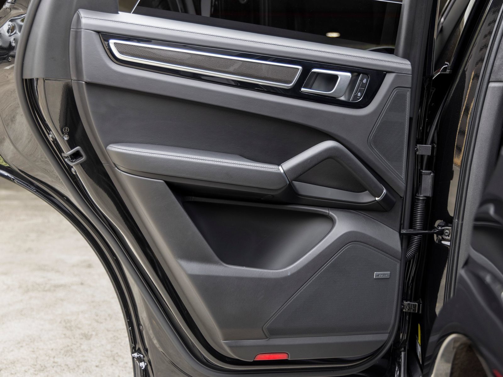Certified 2023 Porsche Cayenne GTS AWD/4WD image 53