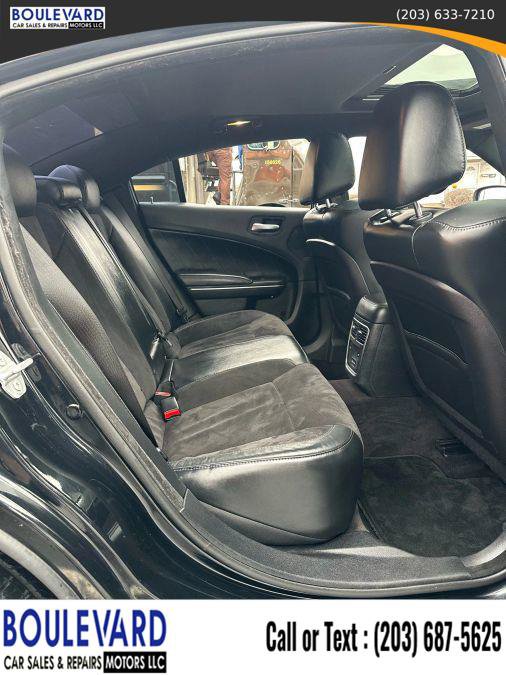 Used 2016 Dodge Charger R/T RWD image 14