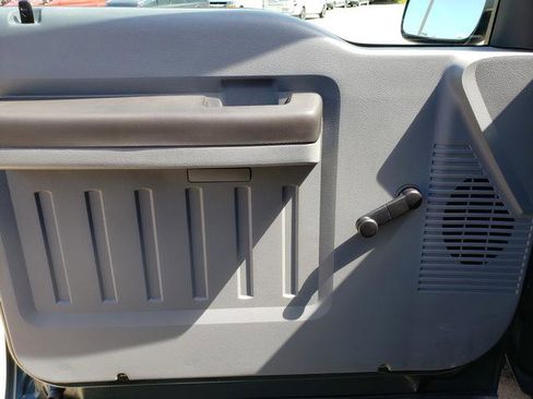 Used 2011 Ford F350 XL w/ Skid Plate Pkg image 13