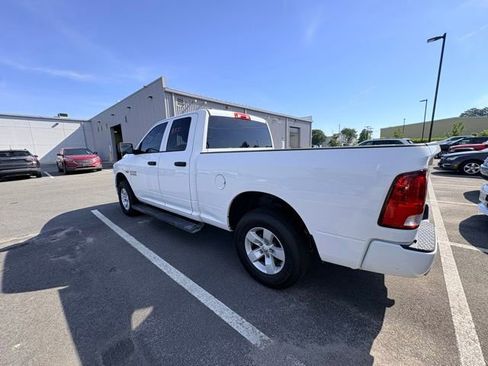 Used 2016 RAM 1500 Express AWD/4WD image 3