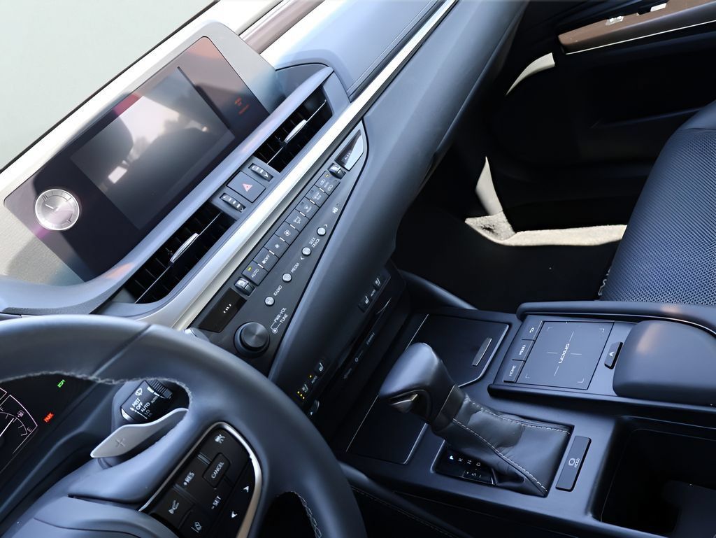 Used 2019 Lexus ES 350 w/ Premium Package FWD image 19