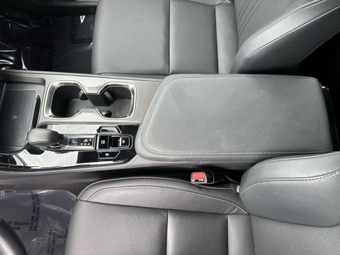 Used 2025 Lexus NX 250 FWD w/ Accessory Package (Z1) image 34