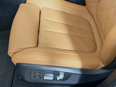 Used 2024 BMW X5 xDrive40i w/ Parking Assistance Package image 23