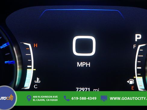 Used 2022 Chrysler Pacifica Touring-L FWD image 3
