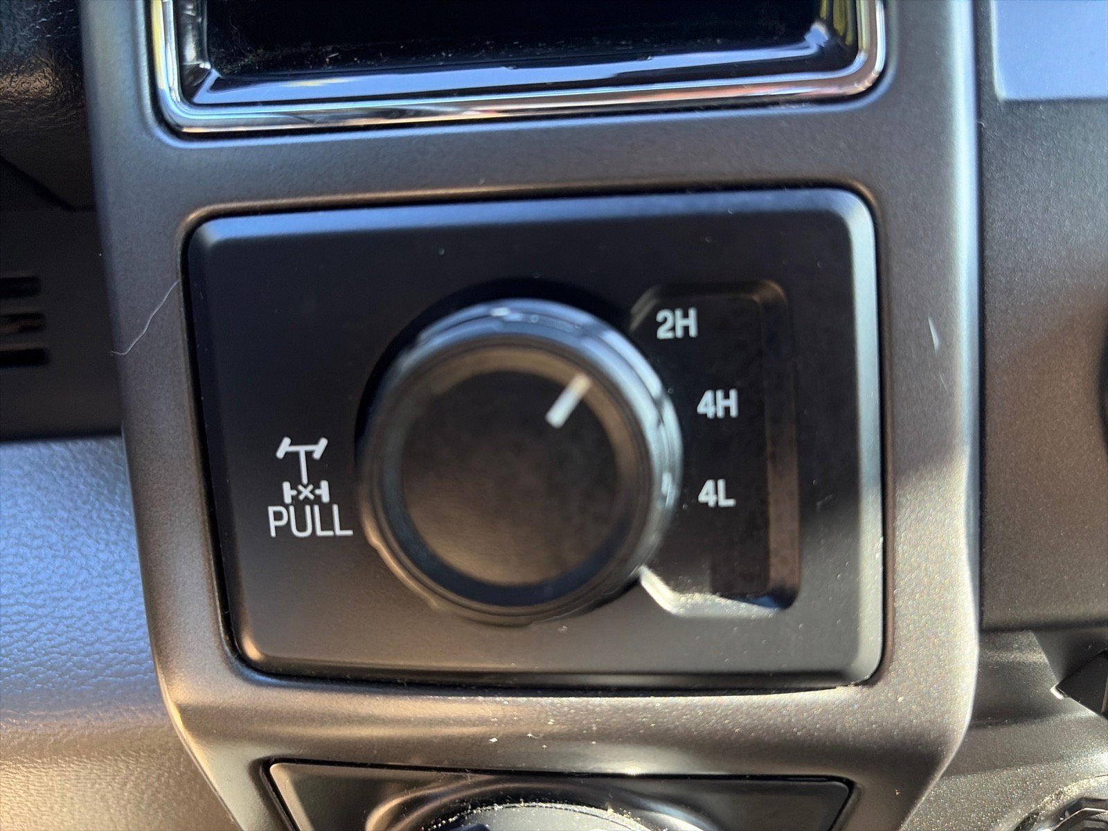 Used 2018 Ford F150 XLT w/ Equipment Group 302A Luxury AWD/4WD image 22