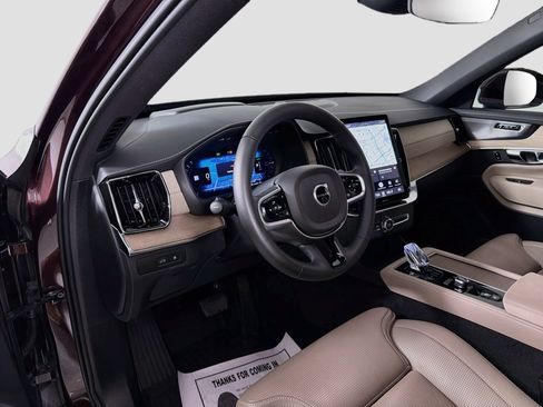 Certified 2025 Volvo XC90 T8 Ultra w/ Protection Package Premier AWD/4WD image 10